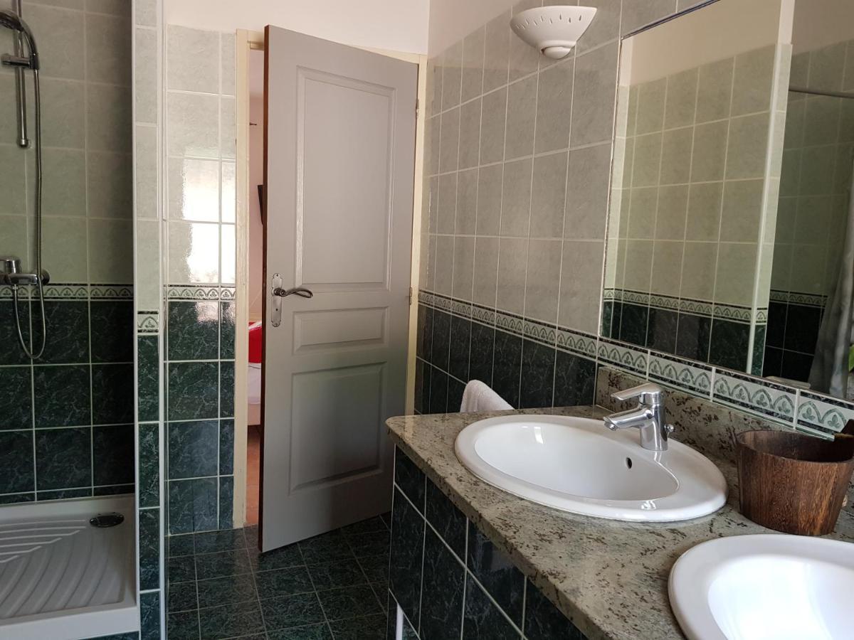 Bed and Breakfast Chez Dume Santa-Lucia-di-Tallano Exterior foto